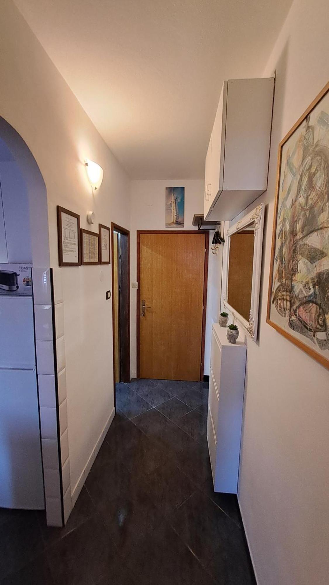 Red Gold Apartment Πούλα Εξωτερικό φωτογραφία