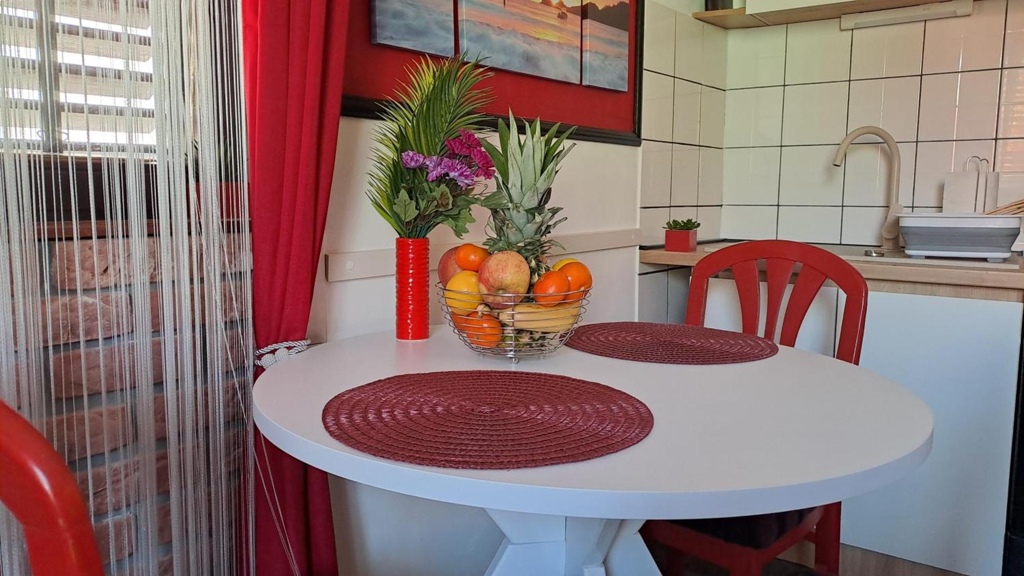 Red Gold Apartment Πούλα Εξωτερικό φωτογραφία